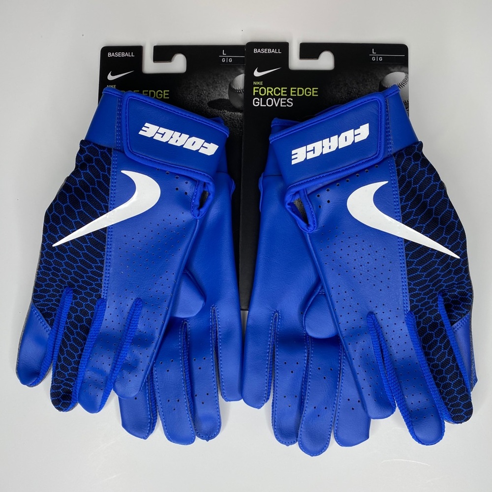 2 pairs Nike Youth Force Edge Leather